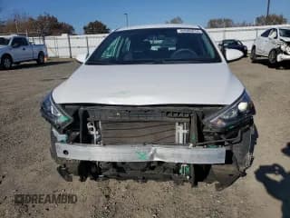 ✅ 2018 Hyundai Ioniq Blue • VIN: KMHC65LC8JU101744 • Lot: 82600814. Wystawiony na Copart z przebiegiem 120 744 mil. Bezpłatny archiwum sprzedaży aukcyjnych z USA i szczegółowy raport historii pojazdu na DreamBid. Zdjęcie 5.