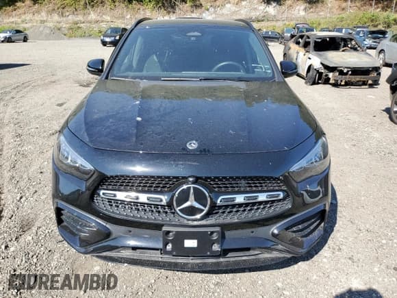 ✅ 2025 Mercedes-Benz GLA 250 • VIN: W1N4N4HBXSJ670340 • Lot: 71678795. Wystawiony na Copart z przebiegiem 5 710 mil. Bezpłatny archiwum sprzedaży aukcyjnych z USA i szczegółowy raport historii pojazdu na DreamBid. Zdjęcie 5.