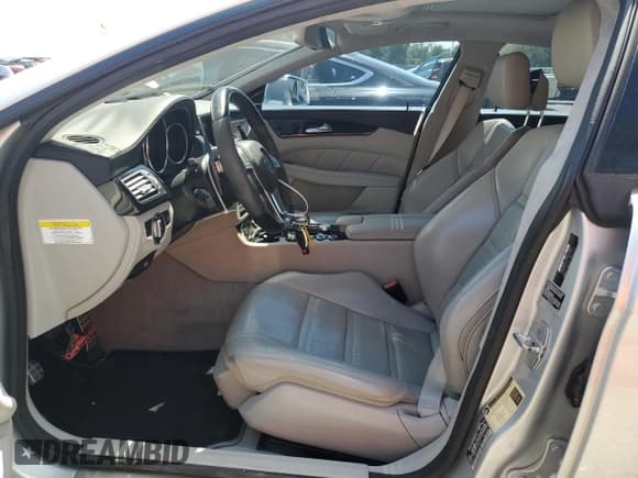 ✅ 2012 Mercedes-Benz CLS 63 AMG • VIN: WDDLJ7EB0CA038071 • Lot: 51966435. Wystawiony na Copart z przebiegiem 94 763 mil. Bezpłatny archiwum sprzedaży aukcyjnych z USA i szczegółowy raport historii pojazdu na DreamBid. Zdjęcie 7.