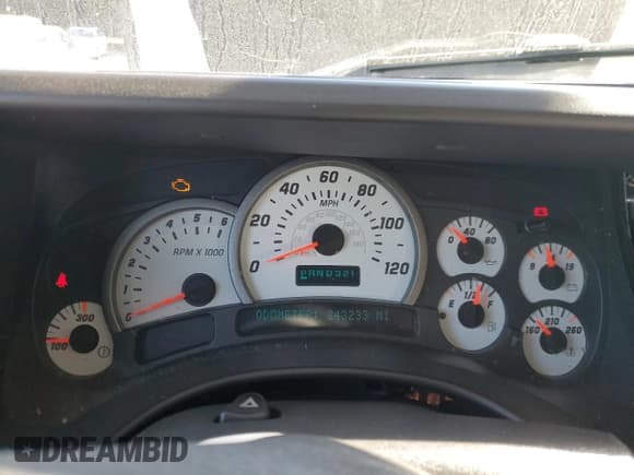 ✅ 2004 Hummer H2 • VIN: 5GRGN23U64H115086 • Lot: 70512504. Wystawiony na Copart z przebiegiem 243 233 mil. Bezpłatny archiwum sprzedaży aukcyjnych z USA i szczegółowy raport historii pojazdu na DreamBid. Zdjęcie 9.