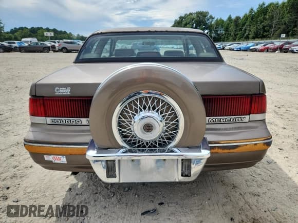 ✅ 1989 Mercury Cougar • VIN: 1MEPM6040KH602165 • Lot: 68825005. Wystawiony na Copart z przebiegiem Nie podano. Bezpłatny archiwum sprzedaży aukcyjnych z USA i szczegółowy raport historii pojazdu na DreamBid. Zdjęcie 6.