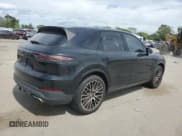 ✅ 2019 Porsche Cayenne S • VIN: WP1AB2AY2KDA62640 • Lot: 70384665. Wystawiony na Copart z przebiegiem 65 213 mil. Bezpłatny archiwum sprzedaży aukcyjnych z USA i szczegółowy raport historii pojazdu na DreamBid. Zdjęcie 3.