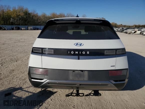 ✅ 2023 Hyundai Ioniq 5 SEL • VIN: KM8KNDAF3PU210465 • Lot: 92468975. Listed on Copart with 41,802 mi. Free auction sales archive from the USA and detailed vehicle history report at DreamBid. Image 6.