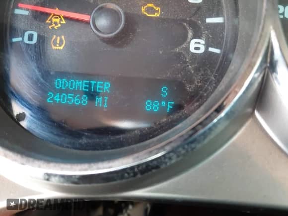 2010 Chevrolet Silverado 1500 LT z VIN 3GCRCSEAXAG186638, wystawiony jako IAAI lot #42680769 z przebiegiem 240 568 mil mil oraz . Historia ofert i sprzedaży dostępna na DreamBid. Obrazek 15.