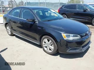 ✅ 2013 Volkswagen Jetta Hybrid SE • VIN: 3VW637AJ8DM299657 • Lot: 42538101. Listed on IAAI with 128,822 mi. Free auction sales archive from the USA and detailed vehicle history report at DreamBid. Image 1.