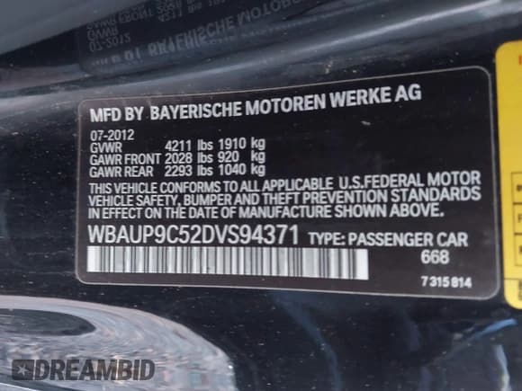 ✅ 2013 BMW 1 Series 128i • VIN: WBAUP9C52DVS94371 • Lot: 43637948. Wystawiony na IAAI z przebiegiem 135 754 mil. Bezpłatny archiwum sprzedaży aukcyjnych z USA i szczegółowy raport historii pojazdu na DreamBid. Zdjęcie 9.