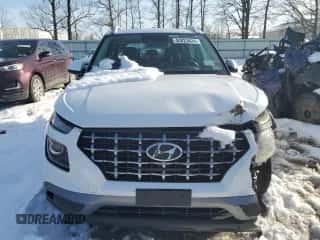 2020 Hyundai Venue SEL z VIN KMHRC8A32LU015727, wystawiony jako Copart lot #44823424 z przebiegiem 43 488 mil mil oraz . Historia ofert i sprzedaży dostępna na DreamBid. Obrazek 5.