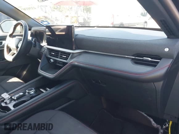 ✅ 2025 Ford Explorer ST-Line • VIN: 1FMUK8KH1SGB31313 • Lot: 43393387. Wystawiony na IAAI z przebiegiem 23 800 mil. Bezpłatny archiwum sprzedaży aukcyjnych z USA i szczegółowy raport historii pojazdu na DreamBid. Zdjęcie 5.