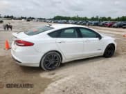 ✅ 2018 Ford Fusion SE • VIN: 3FA6P0LU0JR242010 • Lot: 59714085. Wystawiony na Copart z przebiegiem 135 911 mil. Bezpłatny archiwum sprzedaży aukcyjnych z USA i szczegółowy raport historii pojazdu na DreamBid. Zdjęcie 3.