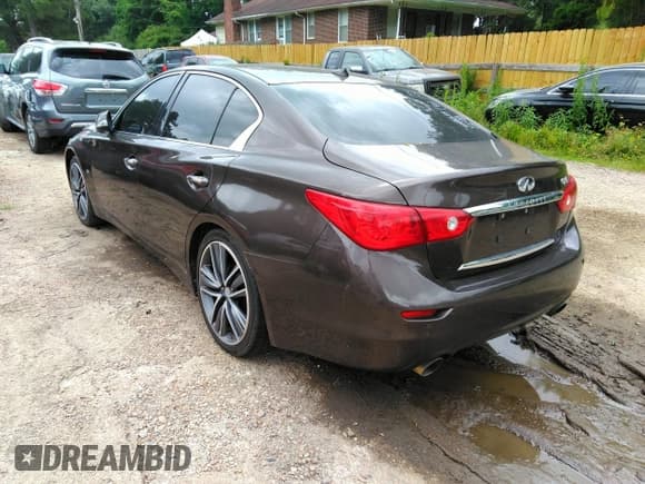 ✅ 2014 Infiniti Q50 Premium • VIN: JN1BV7AP0EM683304 • Lot: 42299793. Listed on IAAI with 195,328 mi. Free auction sales archive from the USA and detailed vehicle history report at DreamBid. Image 3.