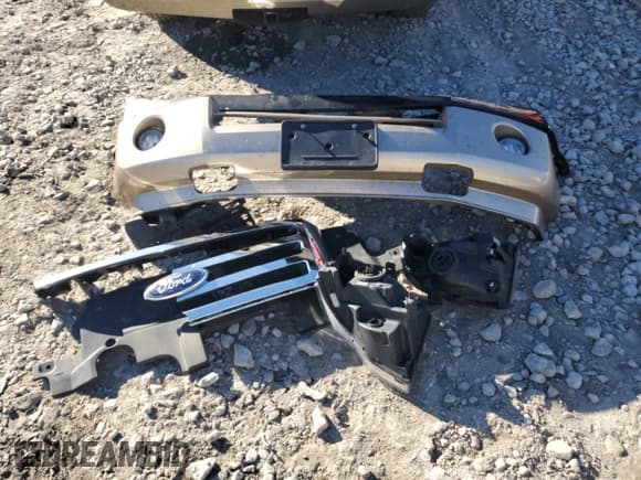 ✅ 2013 Ford Expedition XLT • VIN: 1FMJU1J57DEF49434 • Lot: 82689595. Listed on Copart with 191,046 mi. Free auction sales archive from the USA and detailed vehicle history report at DreamBid. Image 13.