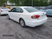 ✅ 2013 Volkswagen Passat Wolfsburg Edition • VIN: 1VWAH7A35DC044480 • Лот: 42924580. Опубликован ранее на IAAI с пробегом 180 534 миль. Бесплатный доступ к архиву аукционных продаж из США и подробный отчёт об истории автомобиля на DreamBid. Изображение 3.