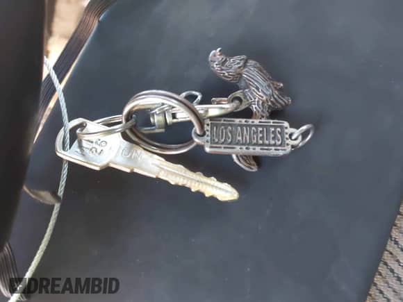 1997 Chevrolet Silverado 1500 z VIN 2GCEK19R5V1290268, wystawiony jako IAAI lot #43485965 z przebiegiem 192 915 mil mil oraz . Historia ofert i sprzedaży dostępna na DreamBid. Obrazek 11.