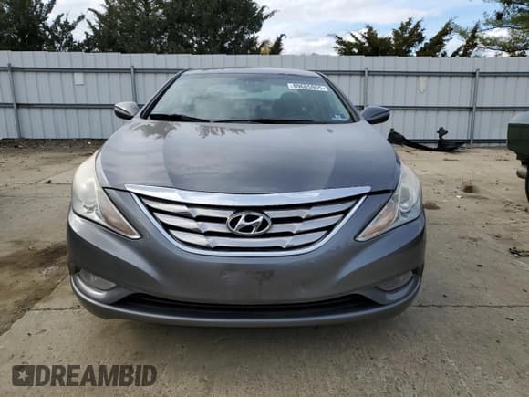 ✅ 2013 Hyundai Sonata SE • VIN: 5NPEC4AC9DH698761 • Lot: 89685955. Listed on Copart with 222,878 mi. Free auction sales archive from the USA and detailed vehicle history report at DreamBid. Image 5.