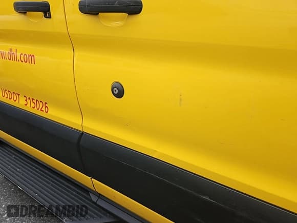 ✅ 2019 Ford Transit • VIN: 1FTYR3XM7KKA78317 • Lot: 43930322. Wystawiony na IAAI z przebiegiem 140 908 mil. Bezpłatny archiwum sprzedaży aukcyjnych z USA i szczegółowy raport historii pojazdu na DreamBid. Zdjęcie 11.