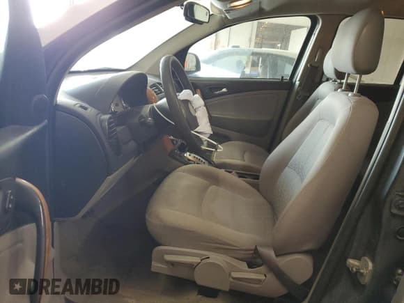 ✅ 2007 Saturn VUE I4 • VIN: 5GZCZ33D47S877204 • Lot: 49153545. Wystawiony na Copart z przebiegiem 154 365 mil. Bezpłatny archiwum sprzedaży aukcyjnych z USA i szczegółowy raport historii pojazdu na DreamBid. Zdjęcie 7.