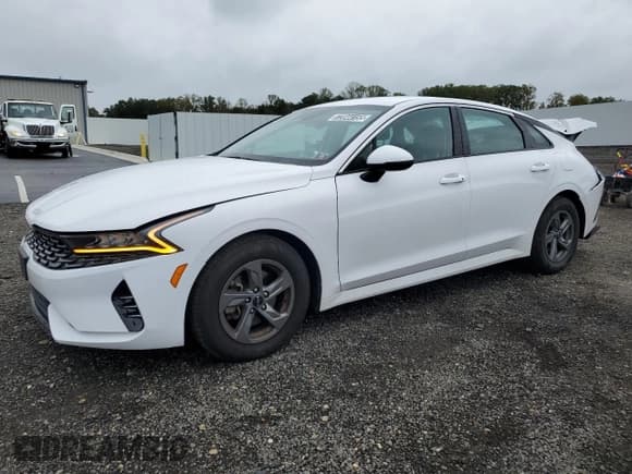 ✅ 2024 Kia K5 LXS • VIN: 5XXG14J20RG236923 • Lot: 72044155. Listed on Copart with 40,951 mi. Free auction sales archive from the USA and detailed vehicle history report at DreamBid. Image 1.