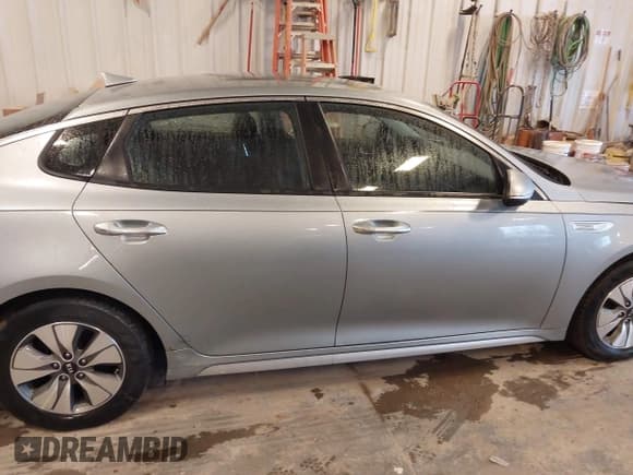 ✅ 2017 Kia Optima • VIN: KNAGT4LEXH5013371 • Lot: 43760725. Listed on IAAI with 155,323 mi. Free auction sales archive from the USA and detailed vehicle history report at DreamBid. Image 13.