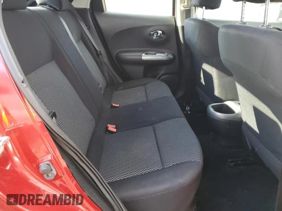 ✅ 2015 Nissan Juke Nismo • VIN: JN8AF5MV6FT550630 • Lot: 92933145. Wystawiony na Copart z przebiegiem 152 329 mil. Bezpłatny archiwum sprzedaży aukcyjnych z USA i szczegółowy raport historii pojazdu na DreamBid. Zdjęcie 11.