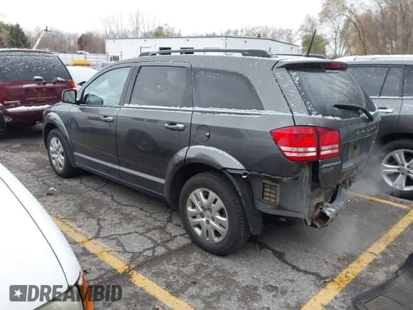 ✅ 2018 Dodge Journey SE • VIN: 3C4PDCAB2JT511248 • Lot: 43653866. Listed on IAAI with 102,475 mi. Free auction sales archive from the USA and detailed vehicle history report at DreamBid. Image 3.
