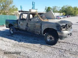 ✅ 2002 Ford F-350 XL • VIN: 1FTSW31S12EA50744 • Lot: 43397680. Listed on IAAI with 150,000 mi. Free auction sales archive from the USA and detailed vehicle history report at DreamBid. Image 1.