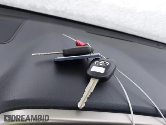 ✅ 2014 Toyota RAV4 LE • VIN: JTMZFREV1ED041560 • Lot: 43762821. Wystawiony na IAAI z przebiegiem 116 322 mil. Bezpłatny archiwum sprzedaży aukcyjnych z USA i szczegółowy raport historii pojazdu na DreamBid. Zdjęcie 11.