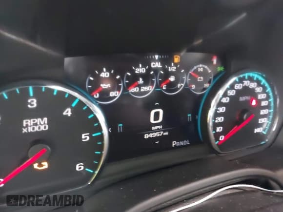 ✅ 2018 Chevrolet Suburban Premier • VIN: 1GNSKJKC7JR184079 • Lot: 43567552. Listed on IAAI with 84,957 mi. Free auction sales archive from the USA and detailed vehicle history report at DreamBid. Image 7.