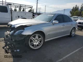 ✅ 2003 Mercedes-Benz E 320 • VIN: WDBUF65JX3A228976 • Lot: 64864005. Wystawiony na Copart z przebiegiem Nie podano. Bezpłatny archiwum sprzedaży aukcyjnych z USA i szczegółowy raport historii pojazdu na DreamBid. Zdjęcie 1.