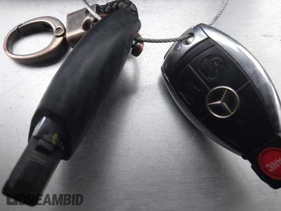 ✅ 2007 Mercedes-Benz GL 450 • VIN: 4JGBF22E97A243575 • Lot: 42009876. Listed on IAAI with 178,680 mi. Free auction sales archive from the USA and detailed vehicle history report at DreamBid. Image 11.