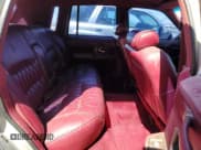 ✅ 1992 Lincoln Town Car Executive • VIN: 1LNLM81W9NY703247 • Lot: 68267014. Listed on Copart with 58,853 mi. Free auction sales archive from the USA and detailed vehicle history report at DreamBid. Image 10.