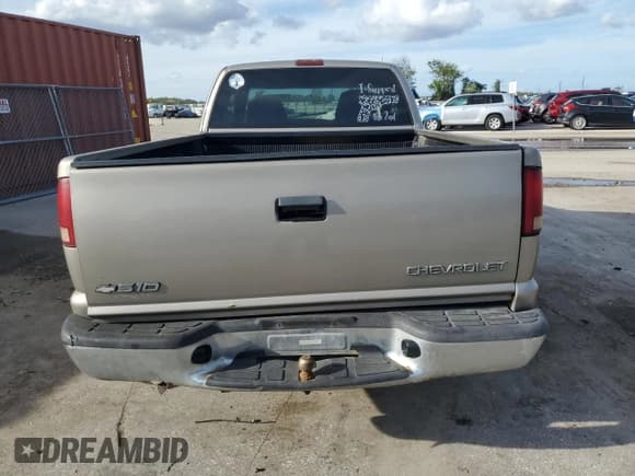 ✅ 2000 Chevrolet S-10 LS • VIN: 1GCDT19W7Y8209027 • Лот: 80109724. Опубликован ранее на Copart с пробегом 121 055 миль. Бесплатный доступ к архиву аукционных продаж из США и подробный отчёт об истории автомобиля на DreamBid. Изображение 6.