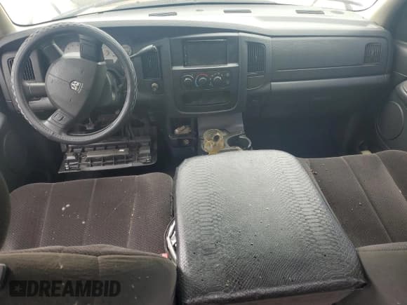 ✅ 2005 Dodge 1500 SLT • VIN: 1D7HA18N95S107037 • Лот: 64555804. Опубликован ранее на Copart с пробегом Не указан. Бесплатный доступ к архиву аукционных продаж из США и подробный отчёт об истории автомобиля на DreamBid. Изображение 8.