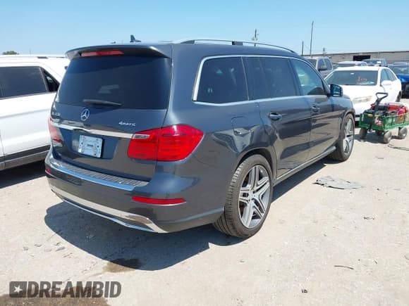 ✅ 2014 Mercedes-Benz GL 450 • VIN: 4JGDF7CE0EA319735 • Лот: 43159331. Опубликован ранее на IAAI с пробегом 81 718 миль. Бесплатный доступ к архиву аукционных продаж из США и подробный отчёт об истории автомобиля на DreamBid. Изображение 4.
