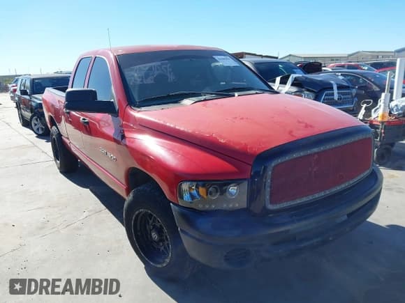 ✅ 2005 Dodge 1500 ST • VIN: 1D7HA18K65J558986 • Лот: 43580899. Опубликован ранее на IAAI с пробегом 215 137 миль. Бесплатный доступ к архиву аукционных продаж из США и подробный отчёт об истории автомобиля на DreamBid. Изображение 1.