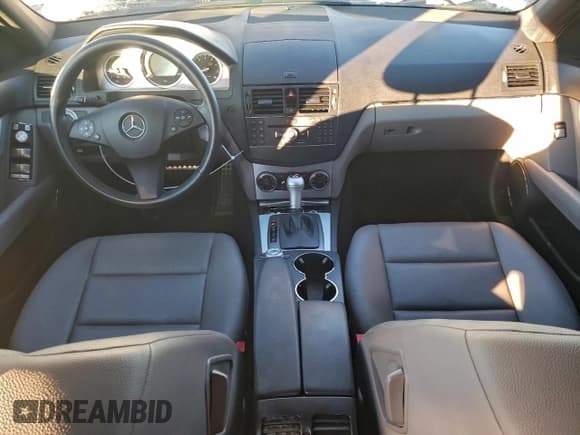 ✅ 2008 Mercedes-Benz C 300 Sport • VIN: WDDGF54X28R023083 • Lot: 93352005. Listed on Copart with 51,986 mi. Free auction sales archive from the USA and detailed vehicle history report at DreamBid. Image 8.