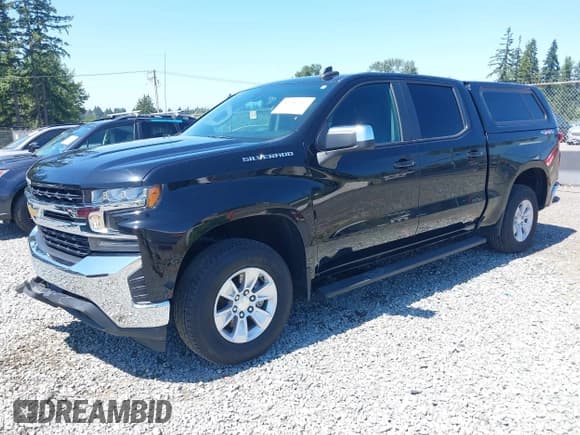 ✅ 2019 Chevrolet Silverado 1500 LT • VIN: 1GCPYDEK2KZ333243 • Lot: 42742762. Wystawiony na IAAI z przebiegiem 88 172 mil. Bezpłatny archiwum sprzedaży aukcyjnych z USA i szczegółowy raport historii pojazdu na DreamBid. Zdjęcie 17.