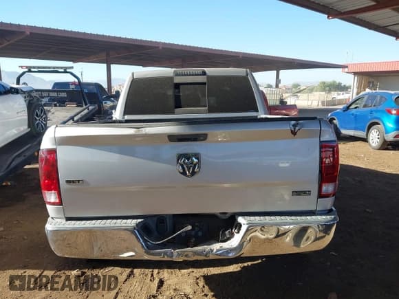 ✅ 2009 Dodge 1500 SLT • VIN: 1D3HB13P19S751161 • Lot: 43644657. Listed on IAAI with 249,789 mi. Free auction sales archive from the USA and detailed vehicle history report at DreamBid. Image 17.