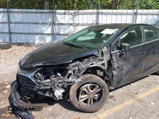 ✅ 2019 Chevrolet Cruze LT • VIN: 1G1BE5SM2K7145275 • Lot: 43248811. Listed on IAAI with 169,876 mi. Free auction sales archive from the USA and detailed vehicle history report at DreamBid. Image 6.