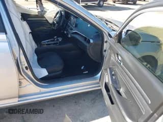 ✅ 2021 Nissan Altima SV • VIN: 1N4BL4DV2MN416773 • Lot: 43304002. Wystawiony na IAAI z przebiegiem Nie podano. Bezpłatny archiwum sprzedaży aukcyjnych z USA i szczegółowy raport historii pojazdu na DreamBid. Zdjęcie 5.