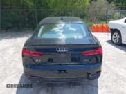 ✅ 2025 Audi A5 Sportback S line Premium • VIN: WAUDACF55SA009791 • Lot: 42665707. Wystawiony na IAAI z przebiegiem 10 010 mil. Bezpłatny archiwum sprzedaży aukcyjnych z USA i szczegółowy raport historii pojazdu na DreamBid. Zdjęcie 15.