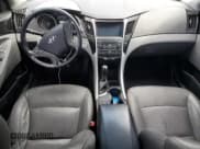 ✅ 2014 Hyundai Sonata Limited • VIN: 5NPEC4AB5EH827118 • Lot: 71737274. Listed on Copart with 149,597 mi. Free auction sales archive from the USA and detailed vehicle history report at DreamBid. Image 8.