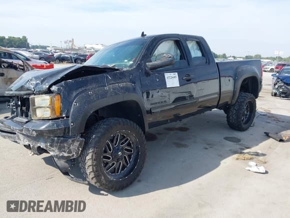✅ 2011 GMC Sierra 1500 SLE • VIN: 1GTR1VE03BZ433711 • Lot: 43226405. Wystawiony na IAAI z przebiegiem Nie podano. Bezpłatny archiwum sprzedaży aukcyjnych z USA i szczegółowy raport historii pojazdu na DreamBid. Zdjęcie 2.