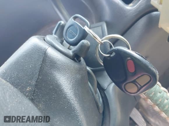 ✅ 2001 Chevrolet S-10 LS • VIN: 1GCCS19W118191967 • Lot: 43150765. Listed on IAAI with 265,726 mi. Free auction sales archive from the USA and detailed vehicle history report at DreamBid. Image 11.