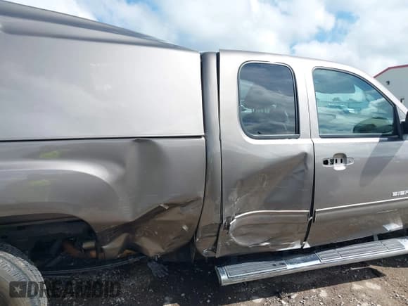 ✅ 2012 GMC Sierra 1500 SLE • VIN: 1GTR2VE70CZ225930 • Lot: 42590069. Wystawiony na IAAI z przebiegiem 157 077 mil. Bezpłatny archiwum sprzedaży aukcyjnych z USA i szczegółowy raport historii pojazdu na DreamBid. Zdjęcie 6.