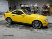 ✅ 1998 Mercedes-Benz SLK 230/320 • VIN: WDBKK47F5WF024125 • Lot: 92211255. Wystawiony na Copart z przebiegiem 106 079 mil. Bezpłatny archiwum sprzedaży aukcyjnych z USA i szczegółowy raport historii pojazdu na DreamBid. Zdjęcie 4.