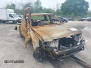 ✅ 1999 Ford F-250 XL • VIN: 1FTNX21L9XEE85256 • Lot: 42438573. Listed on IAAI with Not provided. Free auction sales archive from the USA and detailed vehicle history report at DreamBid. Image 6.