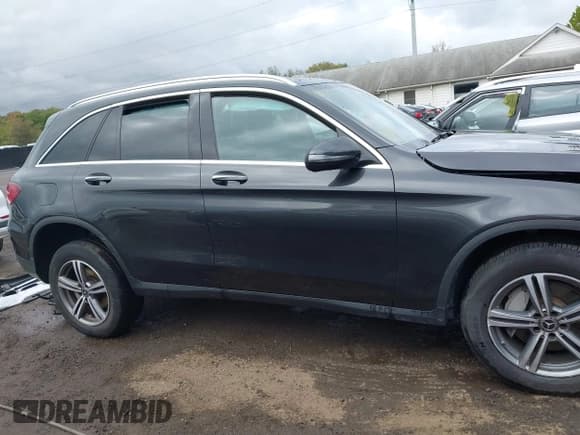 ✅ 2020 Mercedes-Benz GLC 300 • VIN: WDC0G8EB4LF678671 • Лот: 43394473. Опубликован ранее на IAAI с пробегом 50 205 миль. Бесплатный доступ к архиву аукционных продаж из США и подробный отчёт об истории автомобиля на DreamBid. Изображение 14.