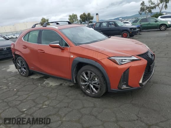 ✅ 2020 Lexus UX 250h F Sport • VIN: JTHR9JBH1L2026913 • Lot: 53477275. Listed on Copart with 56,518 mi. Free auction sales archive from the USA and detailed vehicle history report at DreamBid. Image 4.