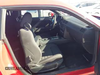 ✅ 2010 Dodge Challenger R/T Classic • VIN: 2B3CJ5DT1AH146286 • Лот: 43222881. Опубликован ранее на IAAI с пробегом 134 868 миль. Бесплатный доступ к архиву аукционных продаж из США и подробный отчёт об истории автомобиля на DreamBid. Изображение 5.