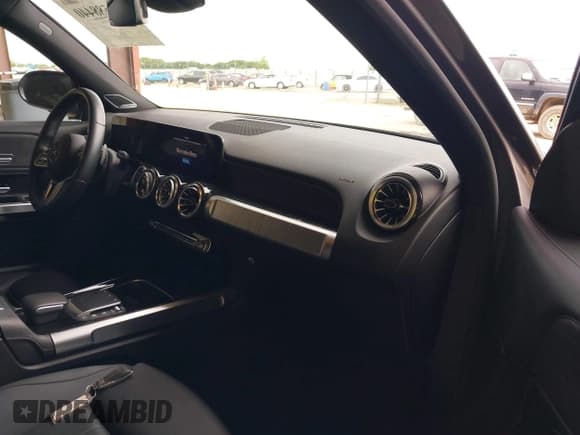 ✅ 2023 Mercedes-Benz EQB 300 • VIN: W1N9M0KBXPN023723 • Lot: 42588440. Wystawiony na IAAI z przebiegiem 20 810 mil. Bezpłatny archiwum sprzedaży aukcyjnych z USA i szczegółowy raport historii pojazdu na DreamBid. Zdjęcie 5.